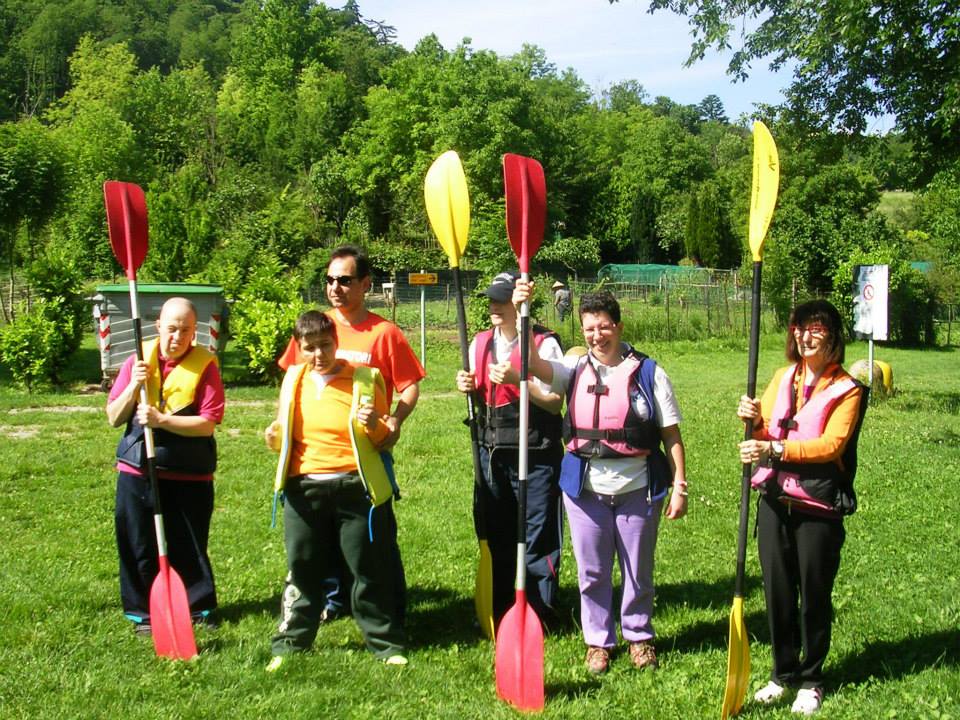 IN CANOA SUL LAGO